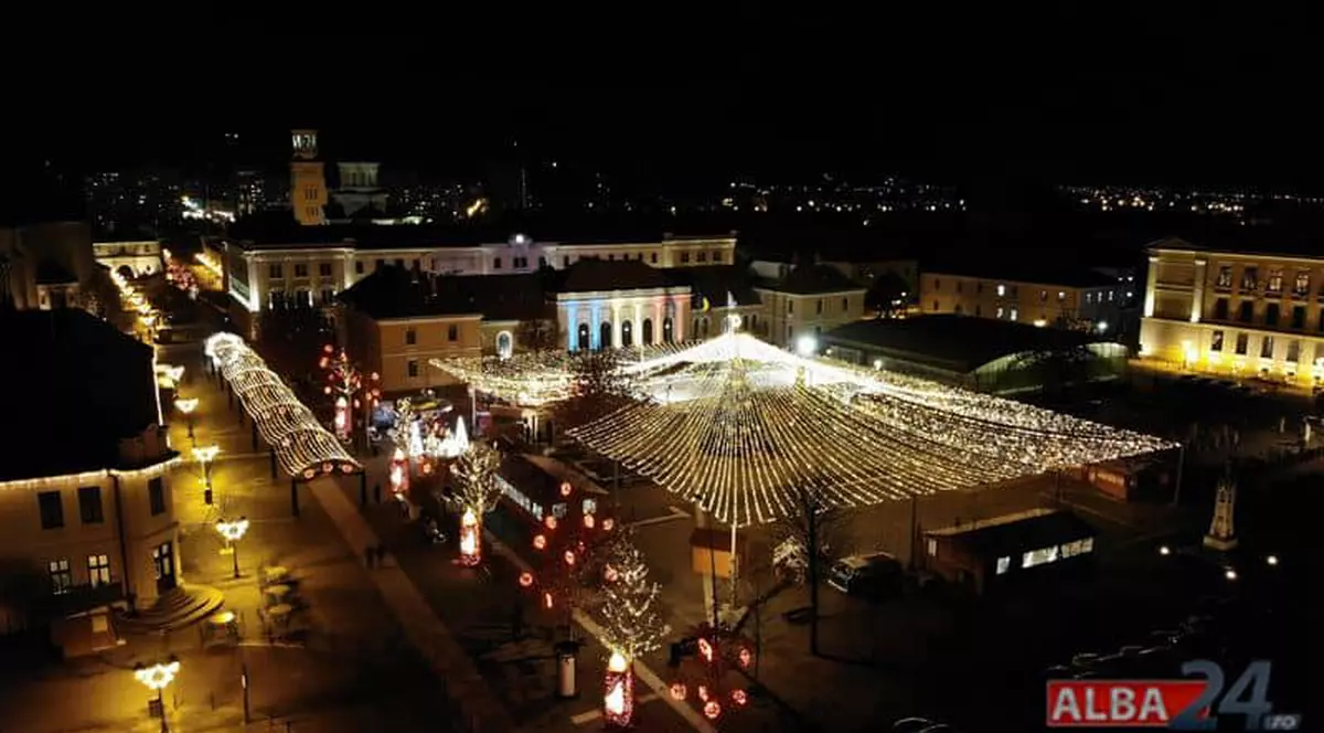 Cum se pregătesc orașele din Alba pentru sărbătorile de Crăciun: târguri de criză și iluminat festiv cu porția