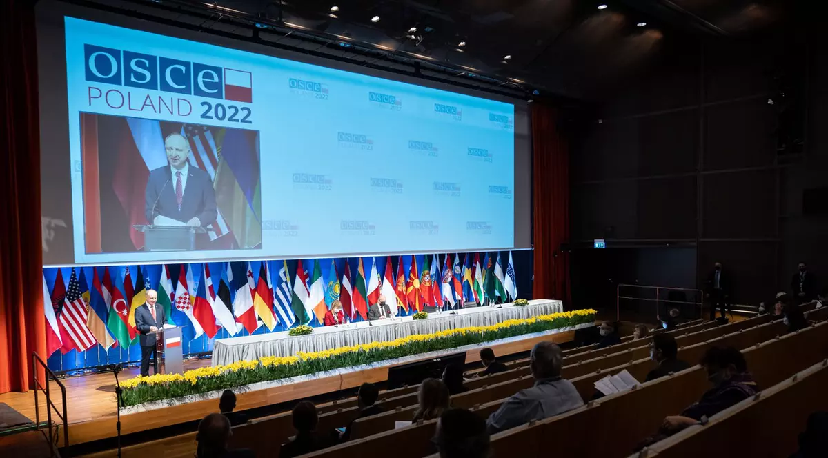 Moscova susține că Polonia a refuzat, printr-un „răspuns scandalos”, să acorde vize delegaților ruși la sesiunea OSCE de la Varșovia