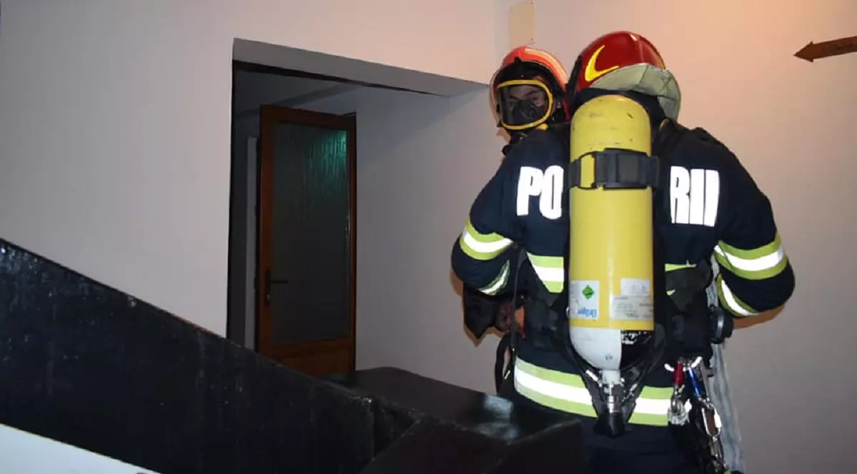 17 oaspeți care dormeau într-un hotel din Râmnicu Vâlcea, intoxicați cu insecticid, la 12 ore după deratizarea clădirii