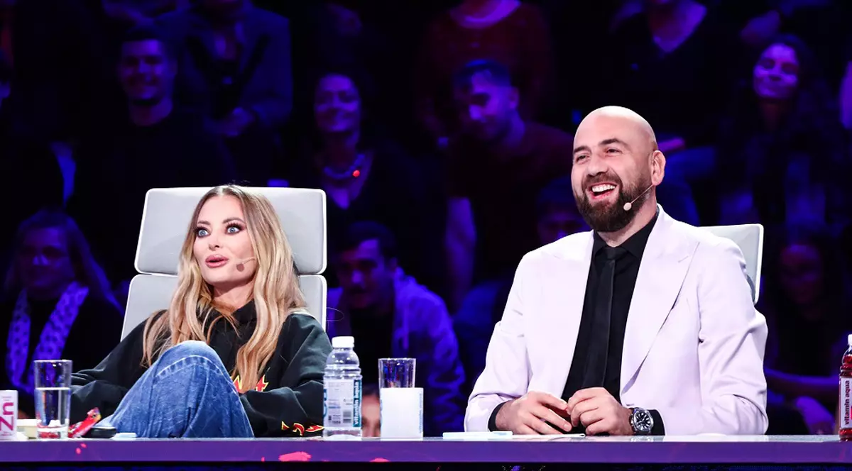 Vio, jurat la „iUmor”