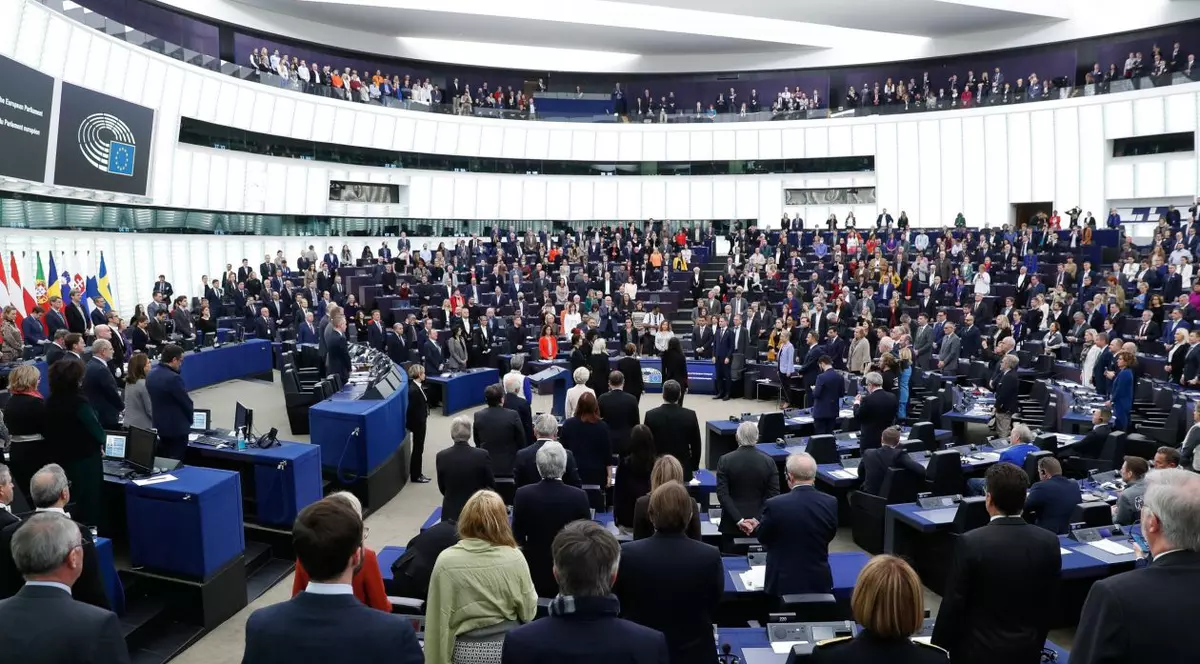 „Unul dintre cele mai dramatice cazuri de corupţie din ultimii ani”. Comisar european, despre arestările din Parlamentul European