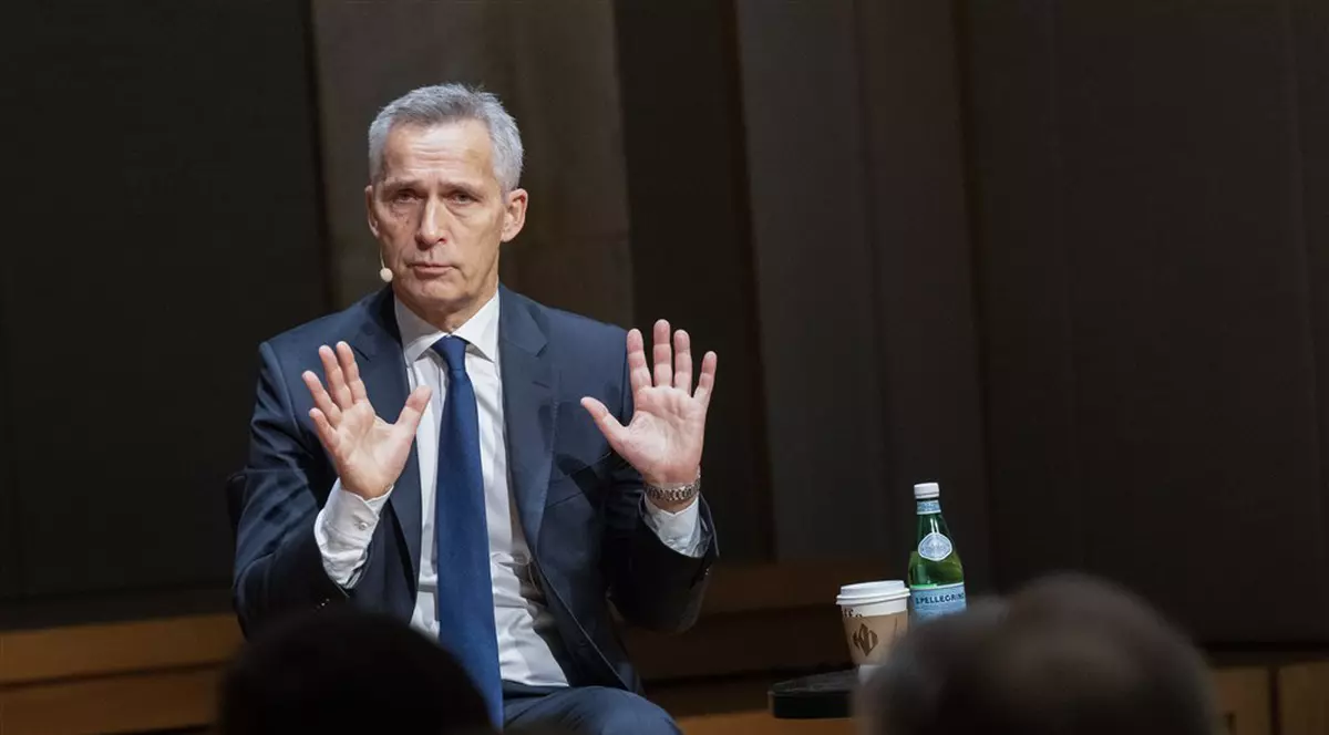 Jens Stoltenberg se teme că actualul conflict din Ucraina ar putea deveni un război major între Rusia și NATO