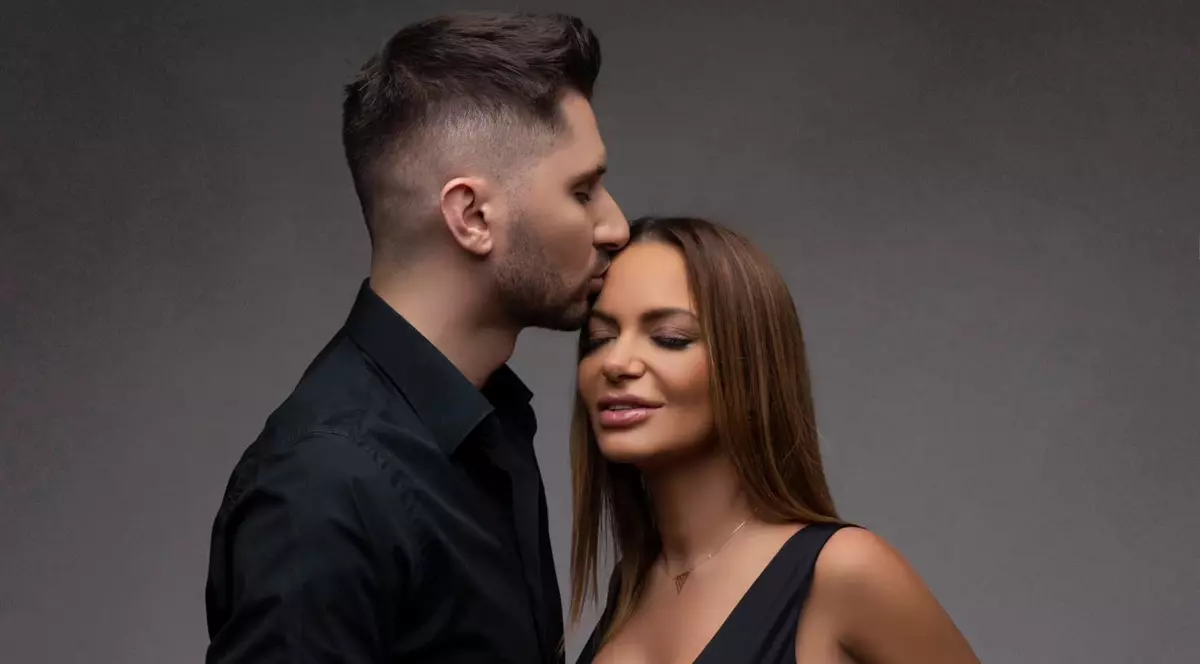 Ce spune Andreea Antonescu despre nunta cu iubitul ei. Artista va deveni în curând mamă pentru a doua oară