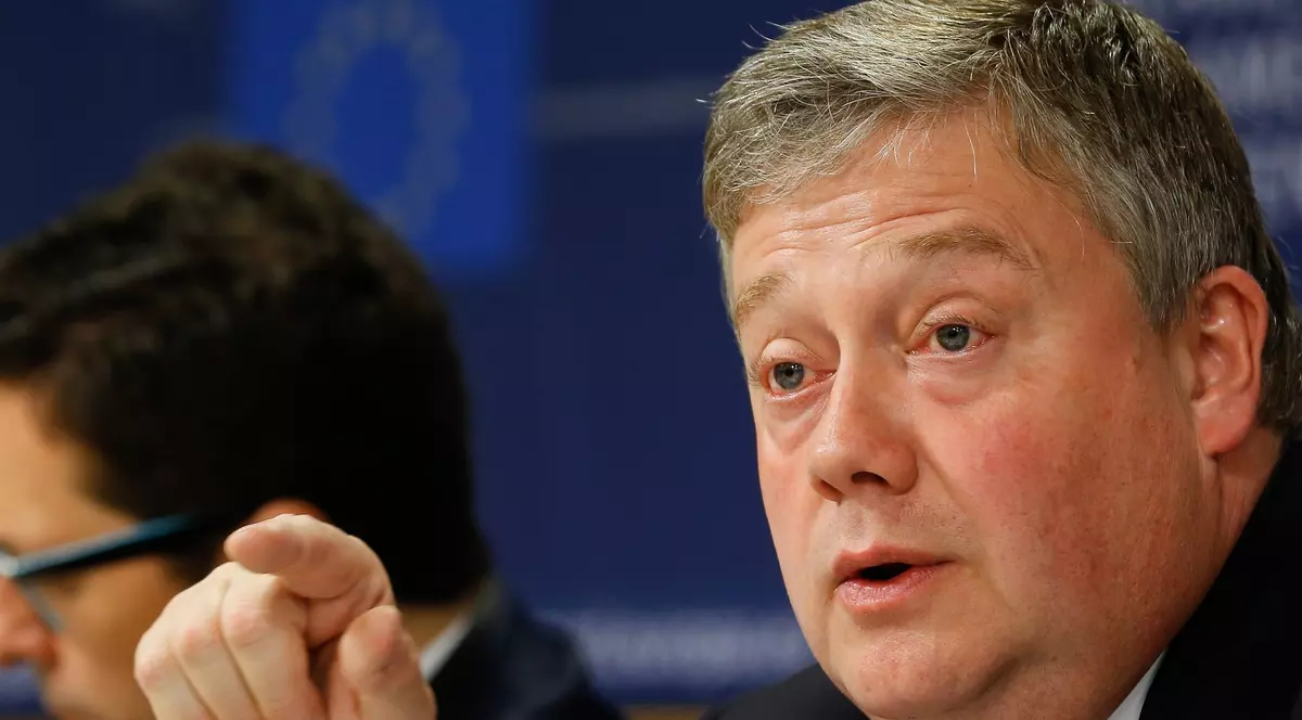 Încă un suspect în cazul de corupție de la Bruxelles. Casa europarlamentarului Marc Tarabella, percheziționată în prezența Robertei Metsola