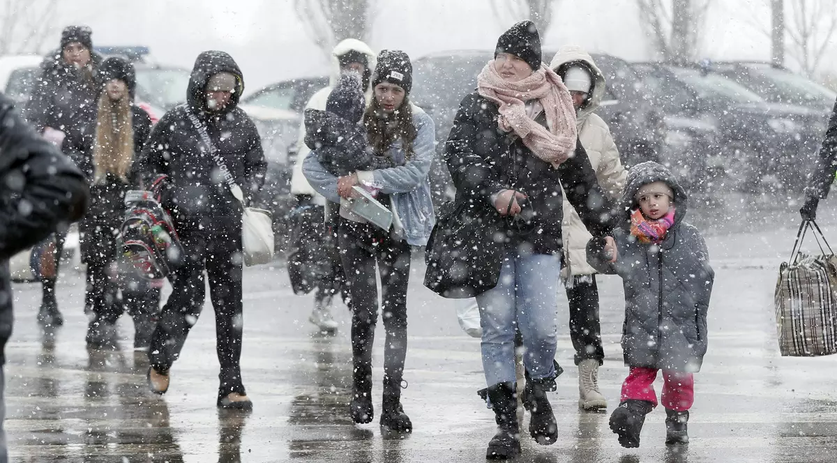 Premierul ucrainean acuză Rusia că vrea să copleșească Europa cu un val de refugiați prin atacarea infrastructurii energetice