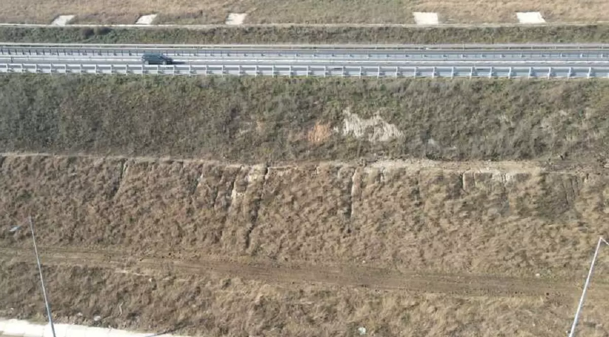 Ce spune CNAIR despre autostrada A10 care se surpă, în Alba: „Iată motivele reale pentru care uneori nu acceptăm anumite lucrări”