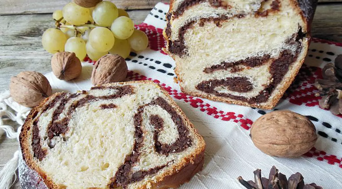 Cozonac fără frământare