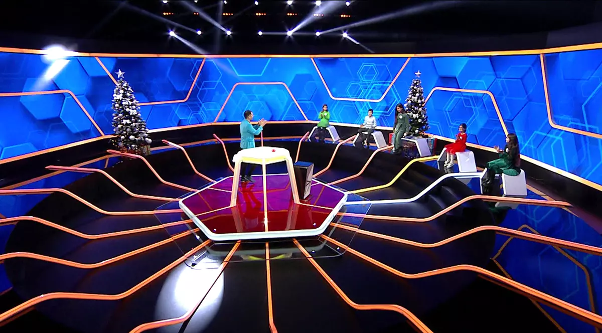 Ediție specială „Jocul cuvintelor cu Dan Negru”, la Kanal D. „Am niște invitați, cred că cei mai buni pe care i-am avut eu anul acesta!”