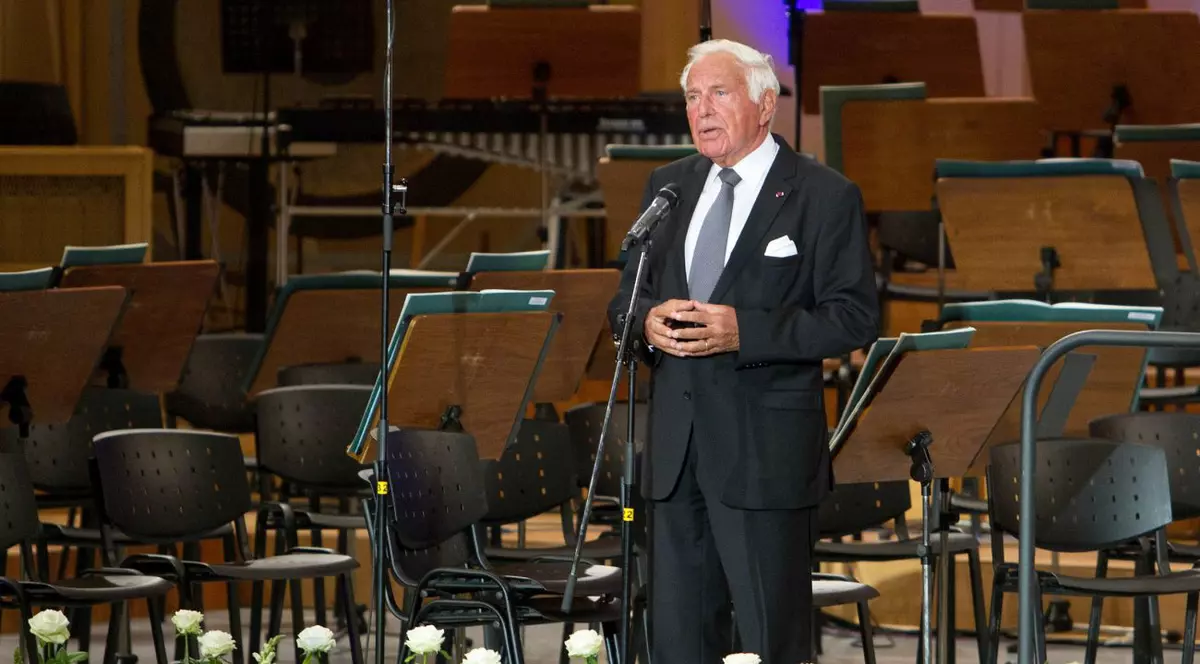 Mesaj către cancelarul austriac: Mă simt jenat, ba chiar rușinat