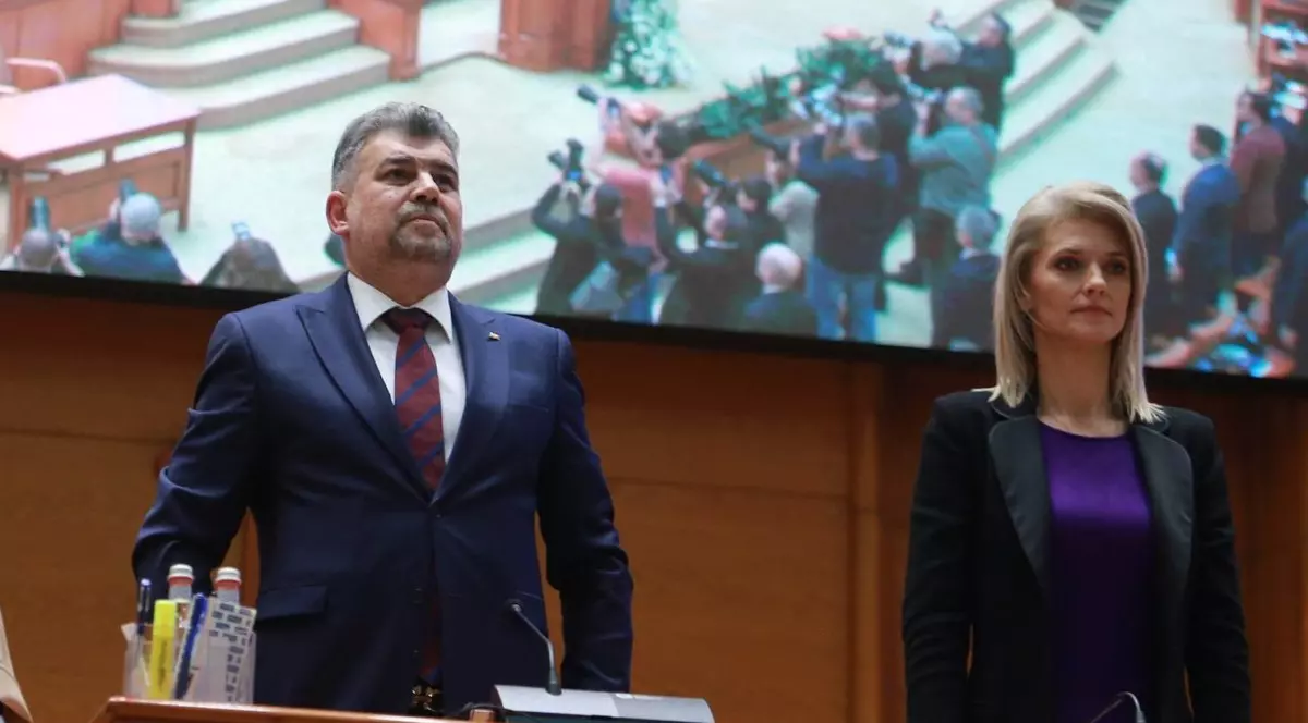 Schimb de replici la discursul Robertei Metsola în Parlament, între Marcel Ciolacu și Alina Gorghiu. Foto: Dumitru Angelescu / Libertatea