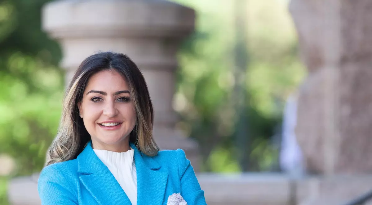 INTERVIU. Românca din Texas care a ajuns deputat democrat într-un stat ultraconservator: „Ca fată de imigranți recunosc lucrurile similare cu viața în comunism” 