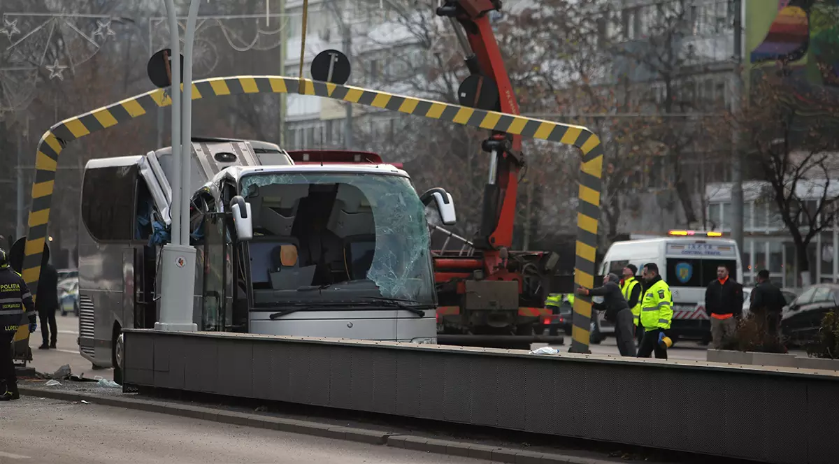 Accident Pasaj Unirii, 23 decembrie. Foto: Dumitru Angelescu