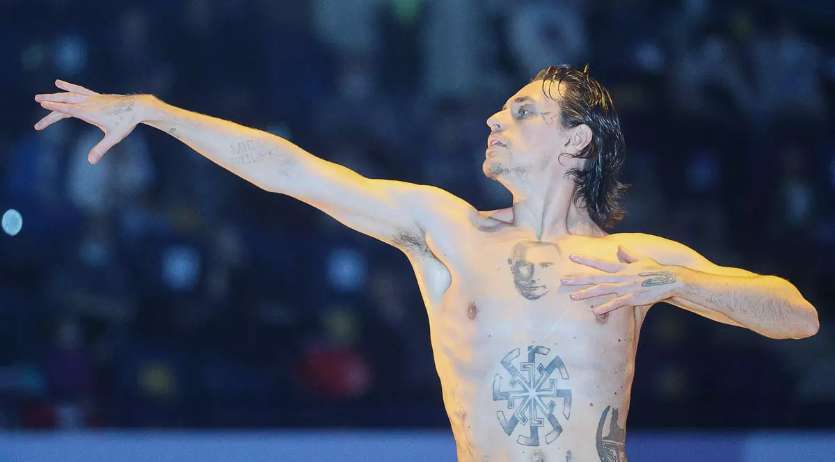 Un teatru din Milano a anulat spectacolul dansatorului Serghei Polunin, care are pe corp trei tatuaje cu fața lui Putin