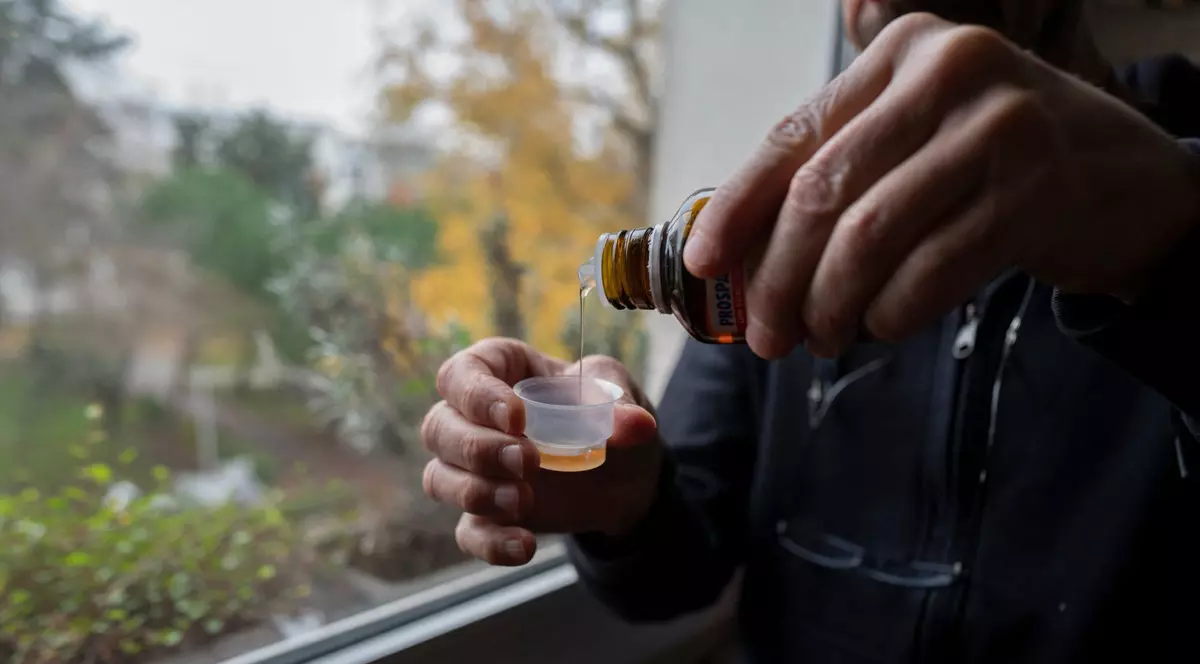 Cel puțin 18 copii din Uzbekistan au murit după ce au băut sirop de tuse din India