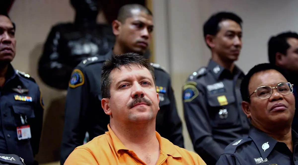 De ce e important „negustorul morții” pentru Putin. Traficantul de arme Viktor Bout, eliberat de SUA „într-unul dintre cele mai inegale schimburi de prizonieri”