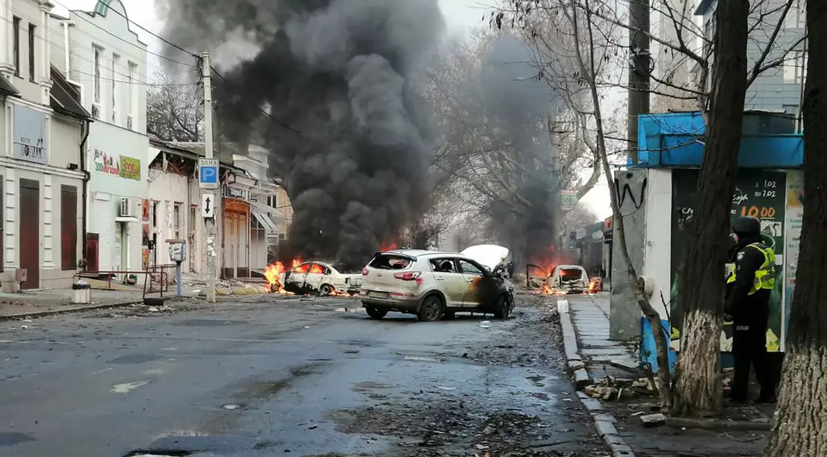 Război în Ucraina, ziua 304 | Crește bilanțul morților, după bombardamentele din ajunul Crăciunului asupra orașului Herson