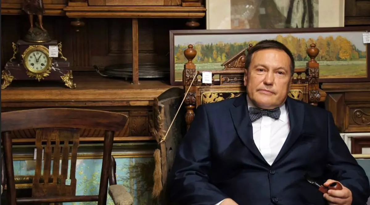 Cel mai bogat deputat din Rusia a murit după ce a căzut de la fereastra unui hotel din India. În vară, Antov criticase atacurile asupra Kievului