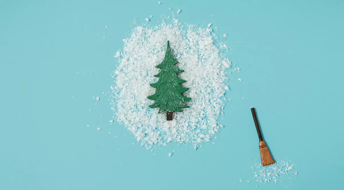 Cum faci zapada artificiala pentru decoratiuni de Craciun