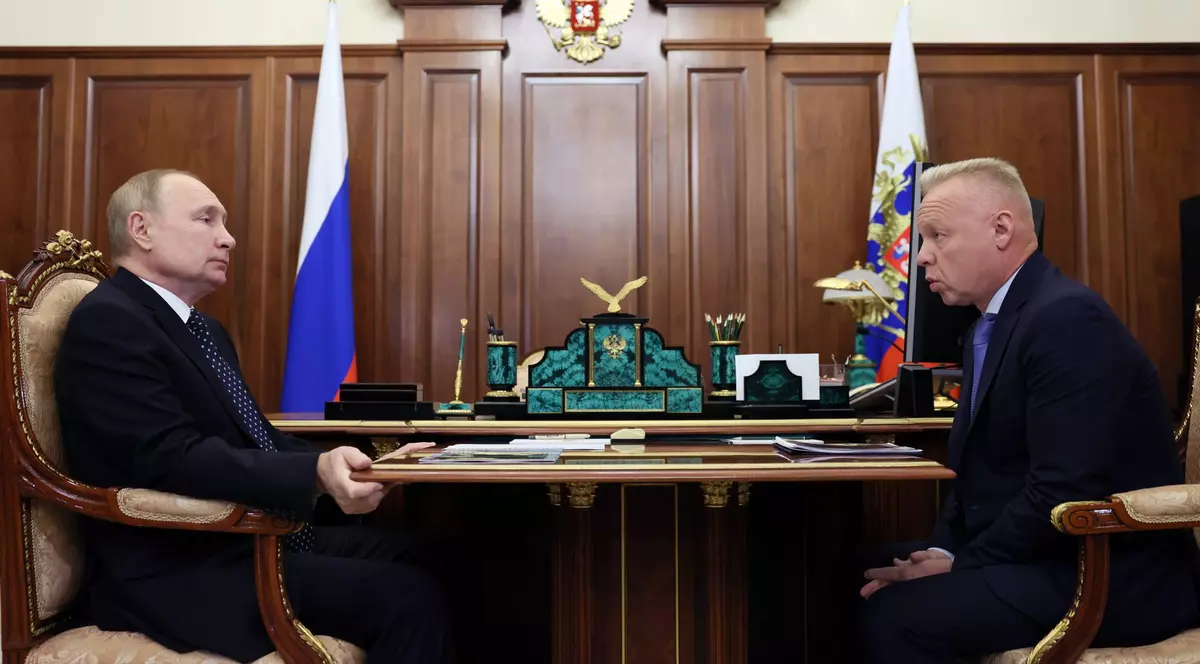 Cum a reușit oligarhul rus Dmitri Mazepin să facă dispărute cele două iahturi ale sale confiscate în Sardinia