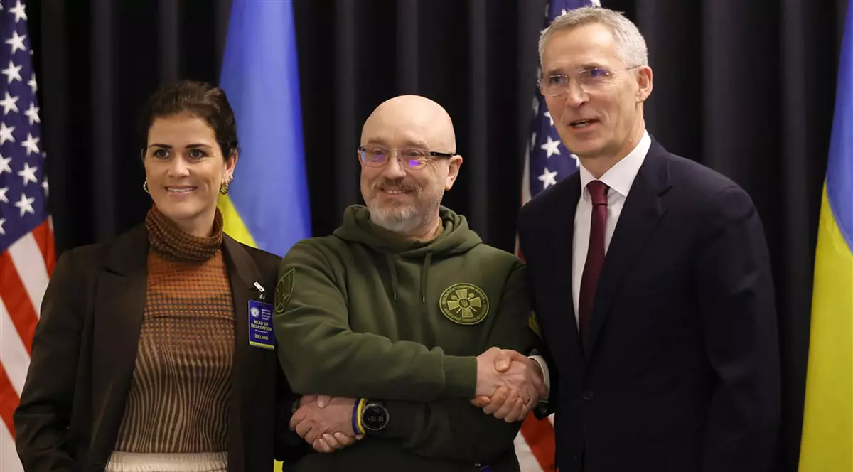 Reznikov dezvăluie ce arme se mai află pe „lista de dorințe” a Ucrainei trimisă lui Moș Crăciun. „Dați-ne mijloacele și noi vom termina treaba”