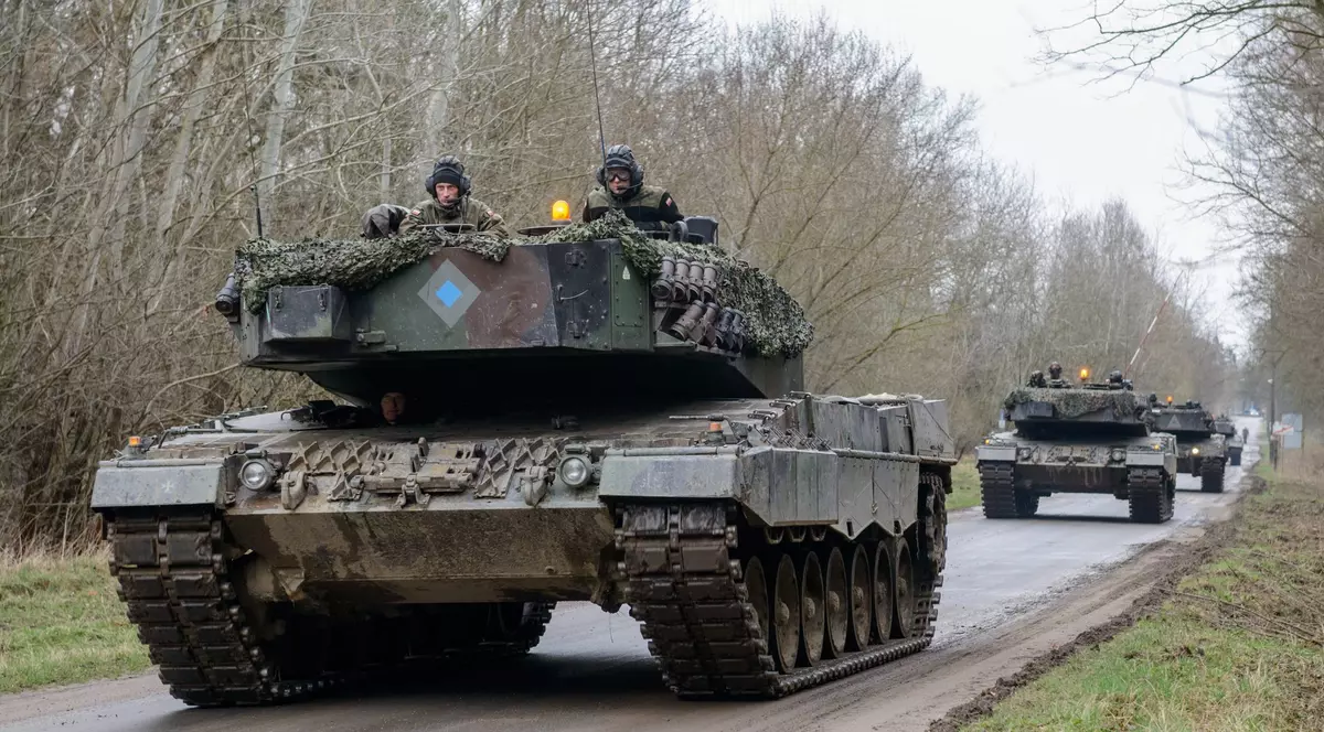 Oficial: Germania trimite tancuri Leopard în Ucraina și va permite și altor țări să facă același lucru