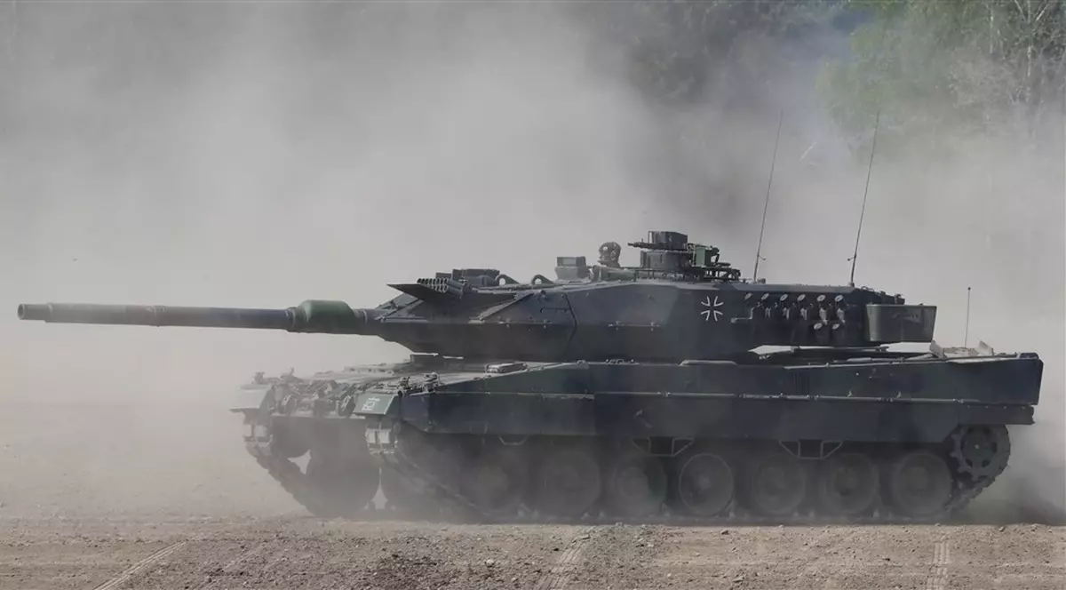 Tancurile Leopard vor ajunge în Ucraina în trei luni, estimează Germania. În total, Kievul va primi aproape 100 de astfel de tancuri