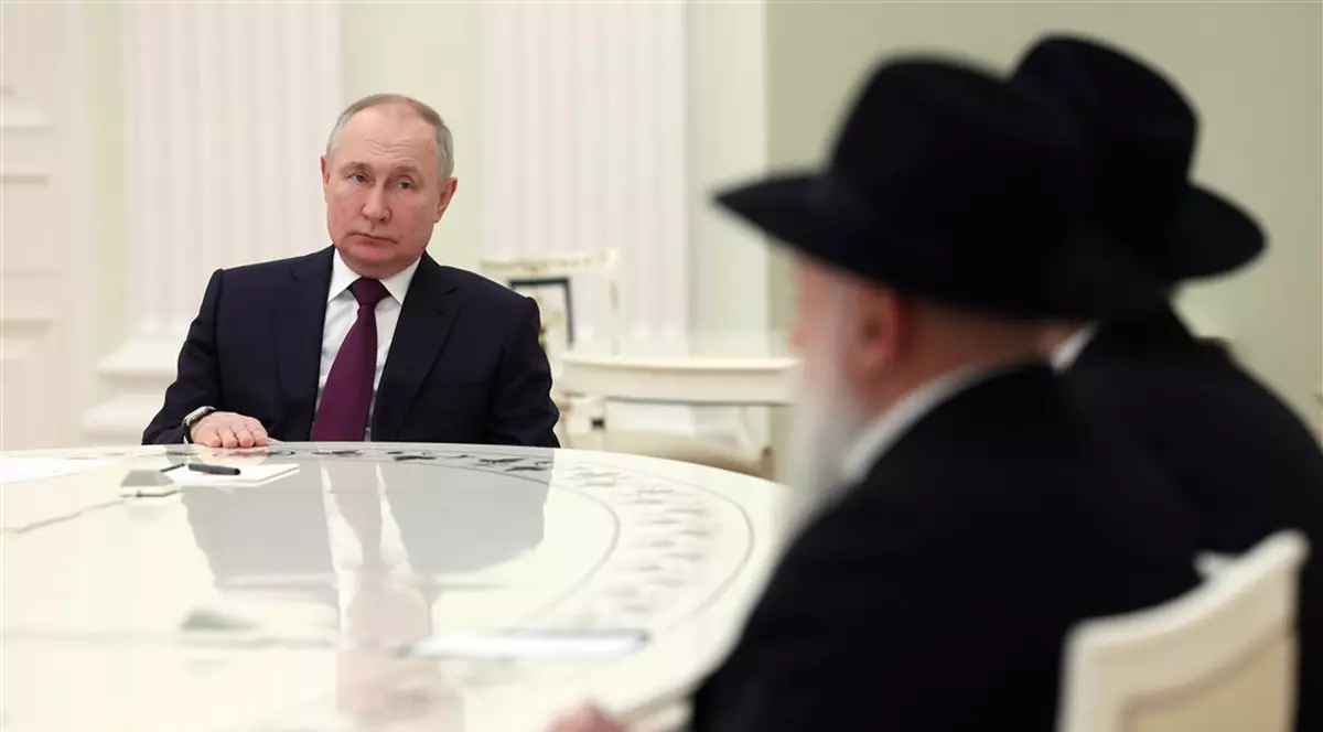 Putin îi acuză pe „neonaziştii din Ucraina" de comiterea de crime împotriva civililor, chiar de Ziua Comemorării Victimelor Holocaustului