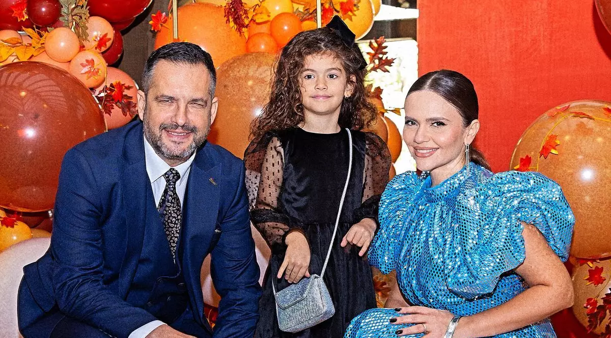 Mădălin Ionescu a răbufnit după ce soția lui a fost jignită. „Dudui isterice, lipsite de orice fel de pregătire și de calități morale”