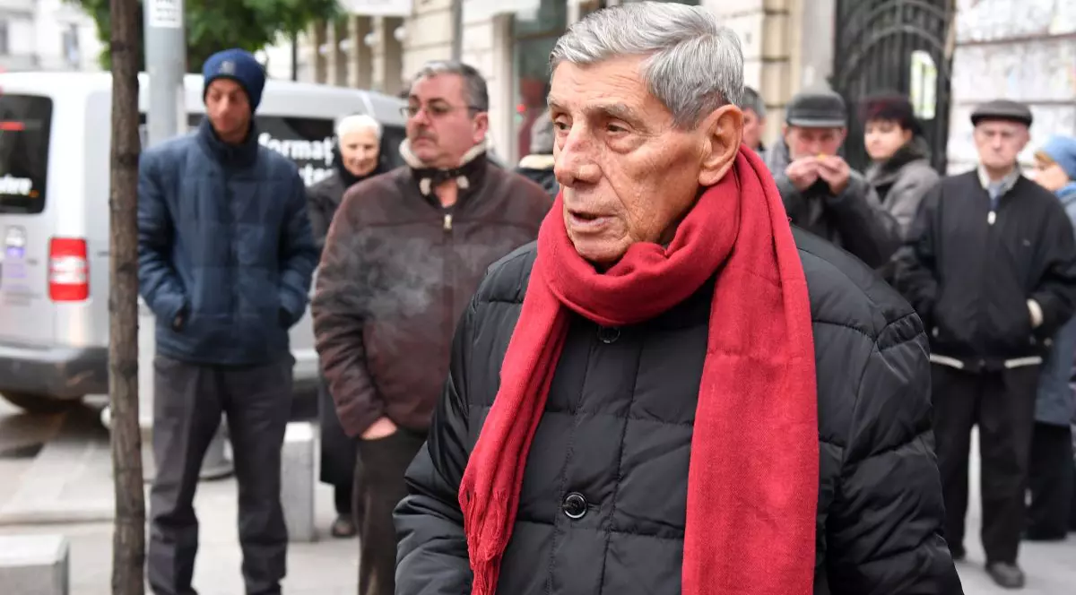„Danga Langa” - scheciul de Revelion memorabil lăsat în urmă de Mitică Popescu. VIDEO