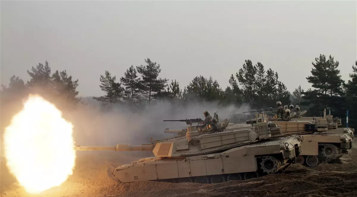 Parlamentarii americani presează Washingtonul să trimită tancuri Abrams în Ucraina: „Chiar și unul singur ar fi suficient”