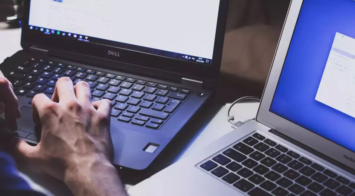 Ne fură AI-ul identitatea?