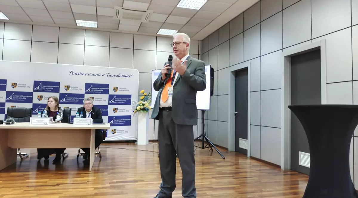 Camere video cu inteligență artificială de detectare facială a pasagerilor, inclusiv a celor deghizați, pe aeroportul din Cluj