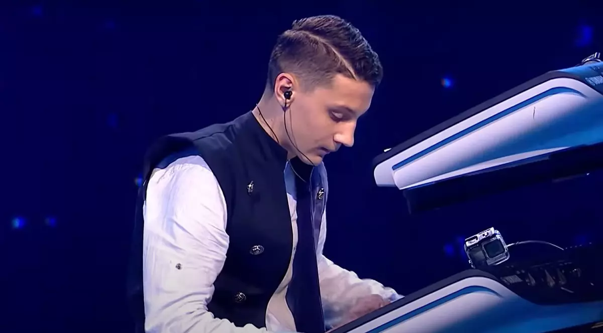 Viața lui Emanuel Ion, tânărul nevăzător de la „Românii au talent”. Cu ce se ocupă după ce a apărut în emisiunea de la PRO TV