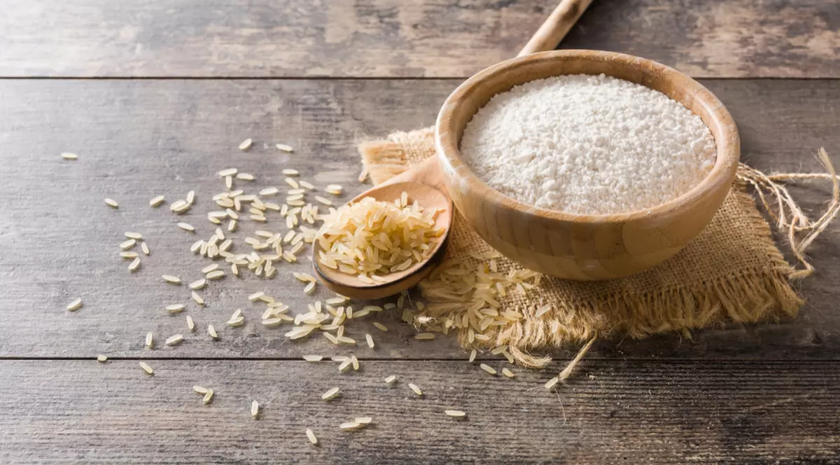 Ce este făina de orez. Ce beneficii are și cum se folosește