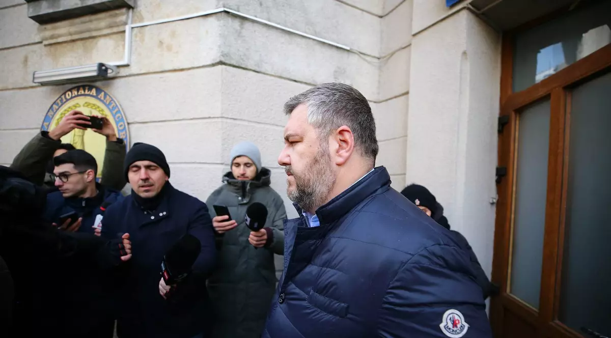 Năsui: Cât am fost ministru al economiei demarasem procedurile de schimbare din funcţie a directorului ROMARM, însă acţiunea a fost oprită de Virgil Popescu