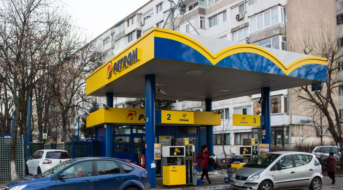 Petrom anunță că nu va plăti contribuția de solidaritate. Compania susține că nu i se aplică regulamentul european ce suprataxează profiturile foarte mari din criza energetică