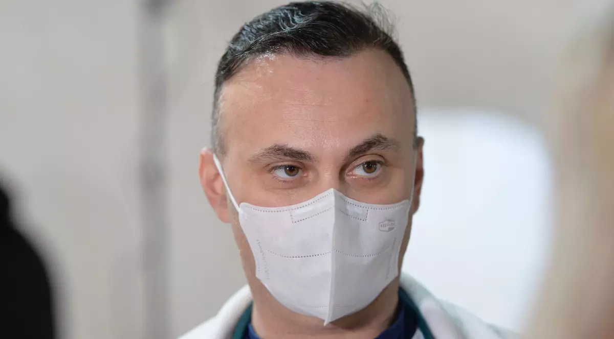 INTERVIU. Avalanșă de infecții respiratorii. Dr. Adrian Marinescu: „Gripa este mai periculoasă decât tulpina de COVID care circulă acum”