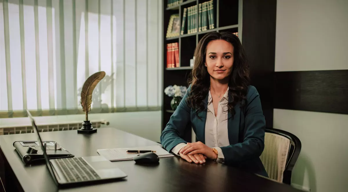 Avocata Cristina Bucșă