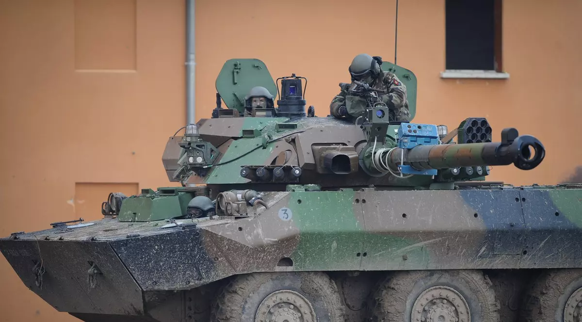 Moscova denunță „cinismul şi ipocrizia” Franței în decizia de a trimite Ucrainei blindate: „Va provoca noi victime în rândul populației civile”