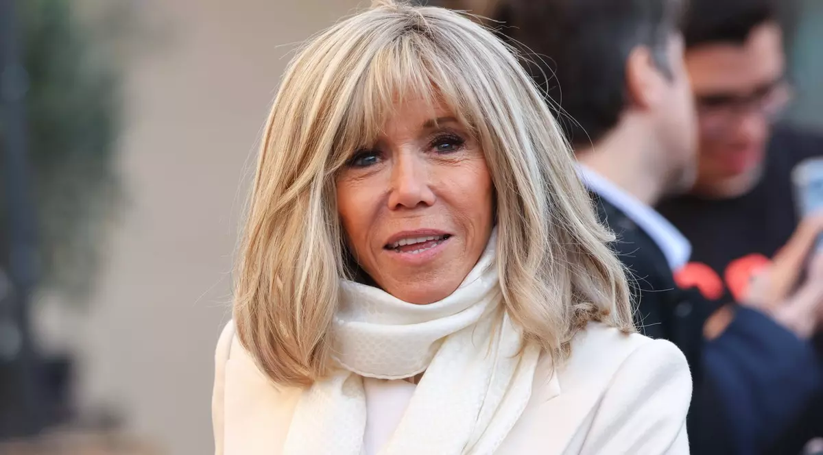 Un nepot al lui Brigitte Macron a fost bătut după un interviu televizat al președintelui francez