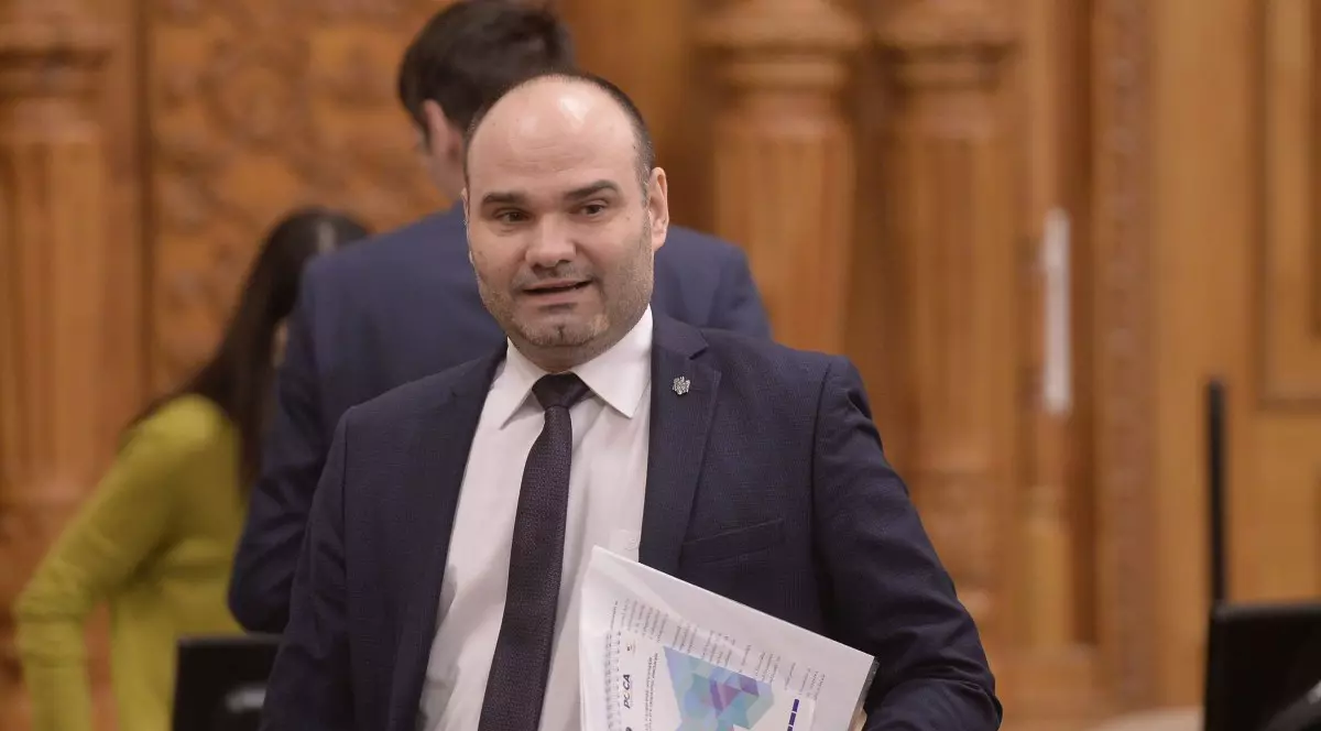 Acuzat de ANI că și-a angajat cumnata pe funcția de consilieră, șeful AEP spune că „nu am încălcat legea”