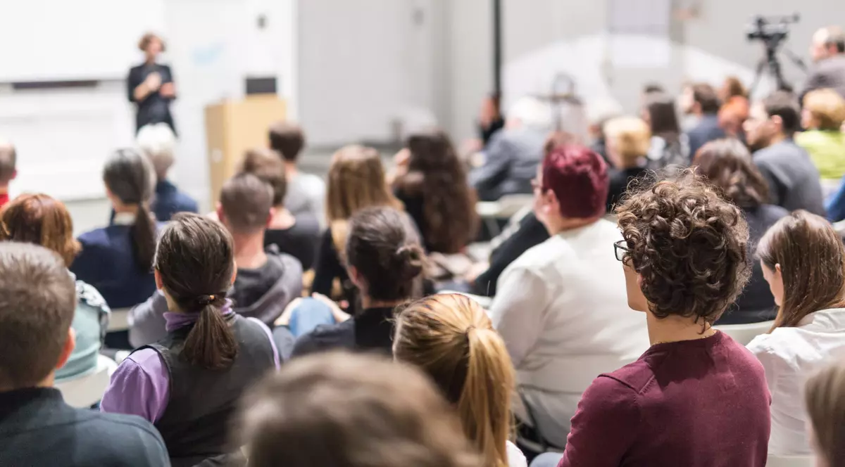 O profesoară de arte din SUA le-a arătat studenților o pictură cu profetul Mohamed. Conducerea a concediat-o și a catalogat gestul „islamofob”