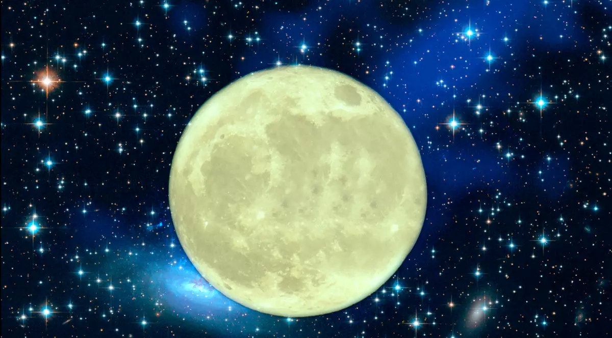 Luna plină din februarie - ambiții mari în zodia Leului - Imagine cu luna plină pe un cer înstelat