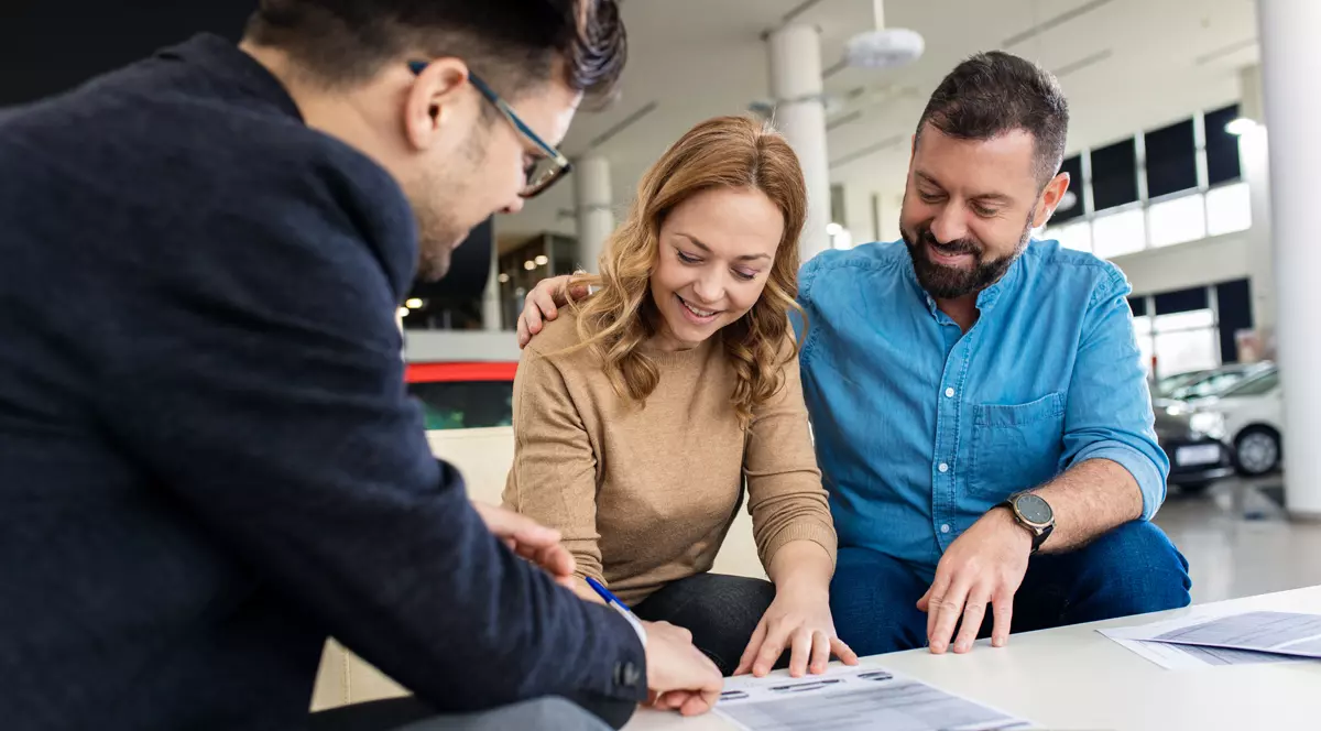 Agent de vânzări, cea mai căutată meserie din România de către angajați. Care sunt cele mai dorite joburi și ce salarii se oferă pentru ele