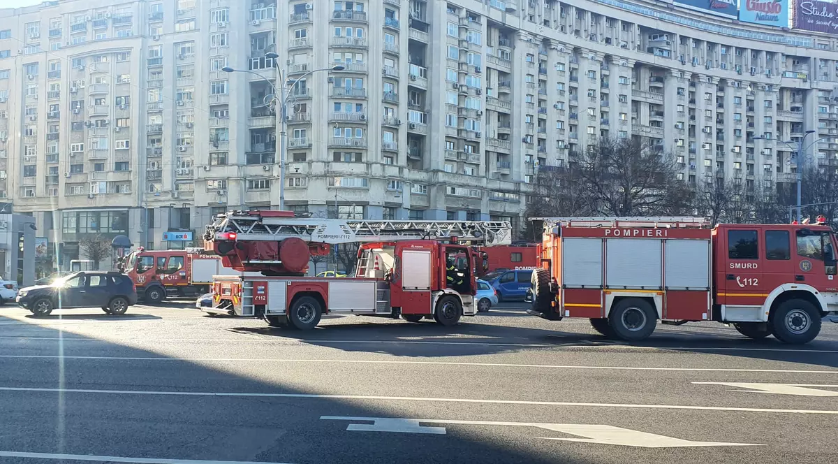 Alerta cu bombă la stația de metrou Victoriei a fost falsă