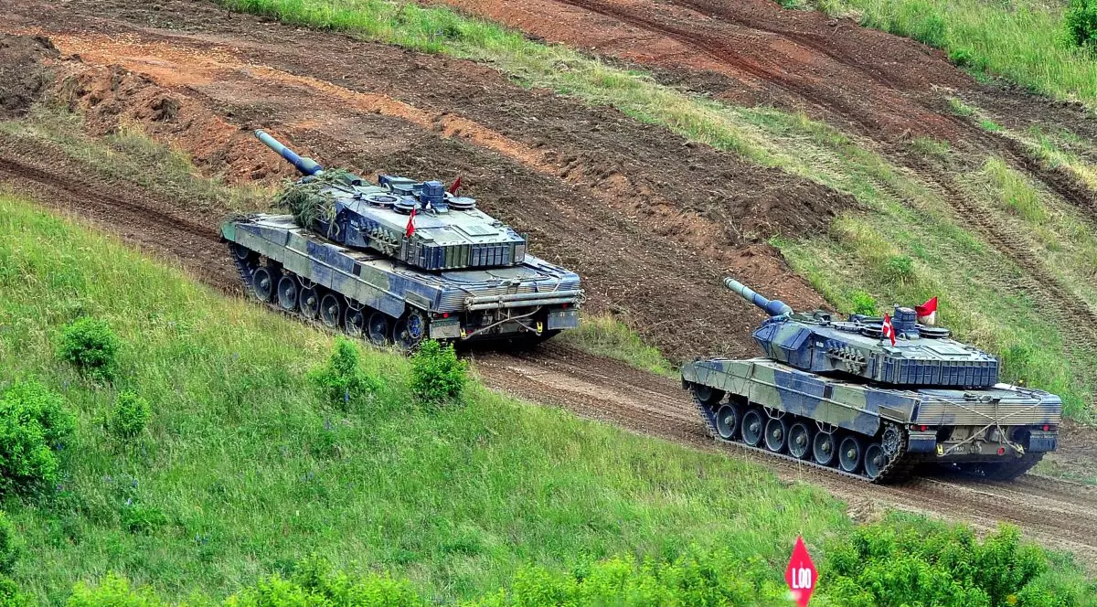 Surpriză: ucrainenii încep deja instrucția pe tancurile Leopard din Polonia, chiar dacă Germania ezită să accepte livrările