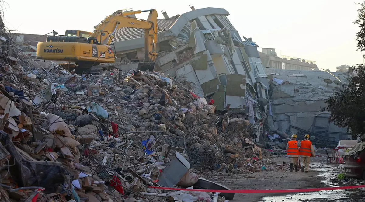 Strigătul de durere al unui bărbat care și-a pierdut 15 rude în cutremurul din Turcia. Mai are însă o ultimă speranță