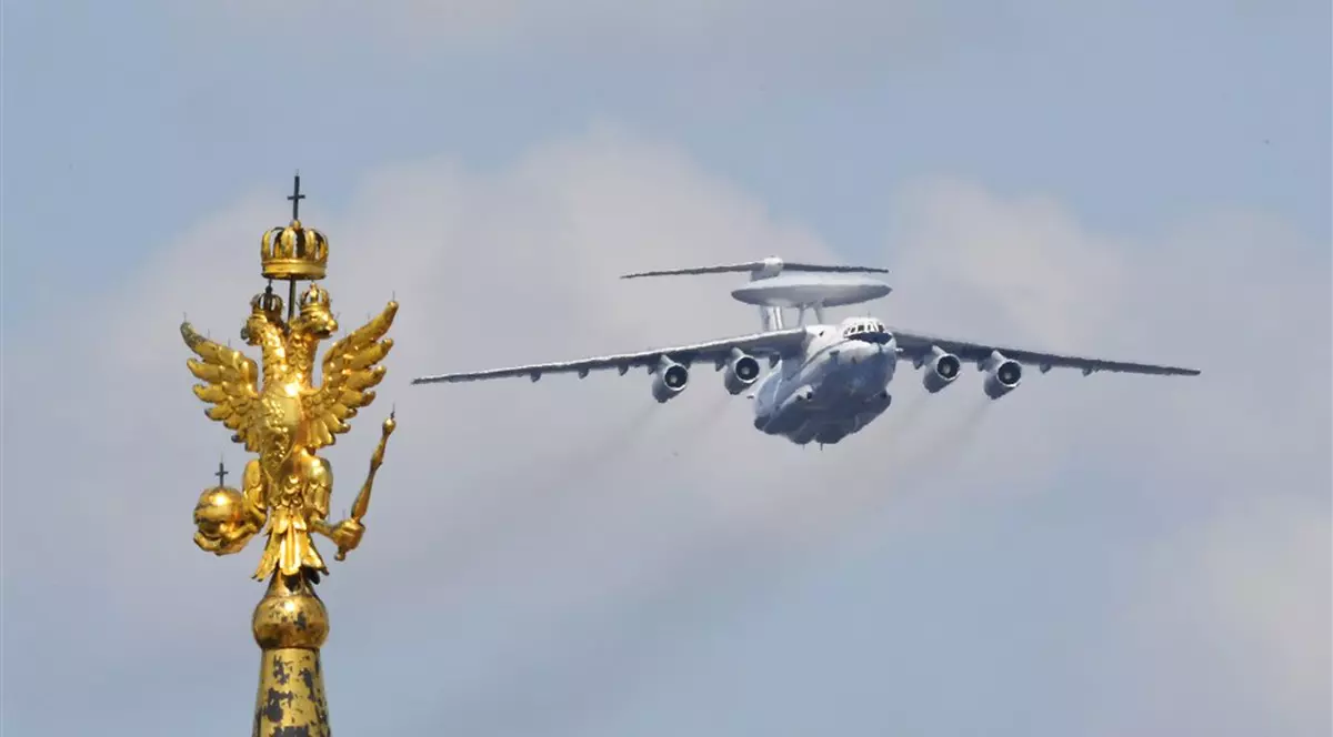 Belarus dezminte, după două zile, că un avion rusesc de spionaj ar fi fost aruncat în aer de către „partizani" în apropiere de Minsk