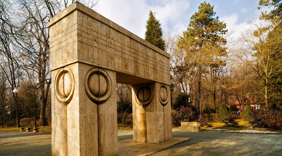 Constantin Brâncuși - viața și sculpturile lui Brâncuși  