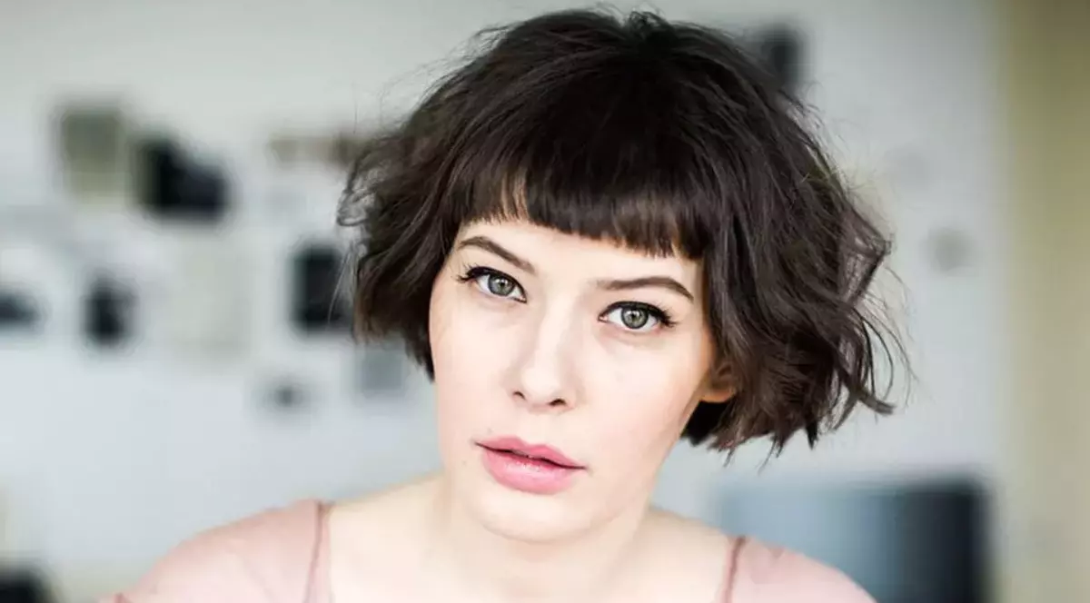 Crina Semciuc, actriță, soție, mamă: „N-aș putea trăi fără pionii din viața mea, fără familia mea, fără prieteni”